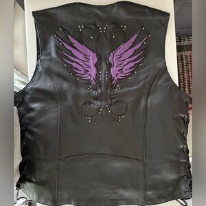Milwaukee Leather XXL Black Leather Vest with Purple Wing Design